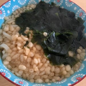 わかめと天かすのうどん